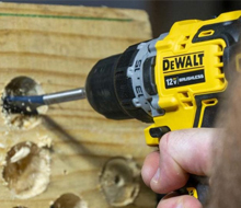 Шуруповерт DeWalt + набор инструментов (New)